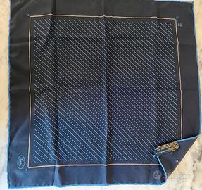 Gucci foulard da taschino in seta vintage