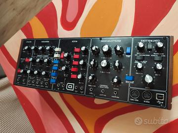 Model d Behringer e Arturia keystep