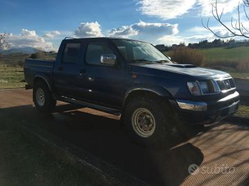Disponibili ricambi Nissan Navara D22.