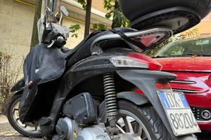 Piaggio Liberty 125 motorino 4T