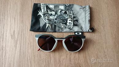 oakley HSTN carbon opaco lenti prizm tungsteno 