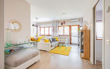 Luminoso trilocale nella verde Cecchignola