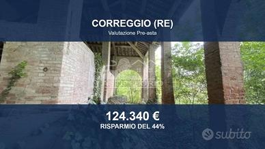 Immobile in asta di 413 m² con più di 5 locali a C
