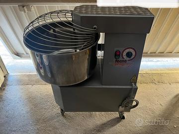 impastatrice professionale 25 kg