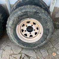 Cerchi in lega e gomme defender