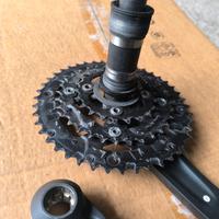 Guarnitura 3velocita SHIMANO ALIVIO compreso movim