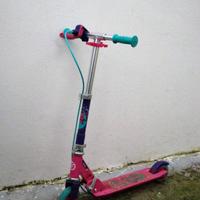 Monopattino in metallo per bimba da 4 a 6 anni