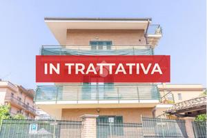 2 LOCALI A CASTEL GANDOLFO