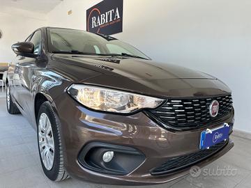 Fiat Tipo 1.6 Mjt S&S 5 porte Easy