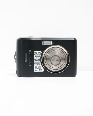 Fotocamera CCD Nikon Coolpix L19 - Vintage Look