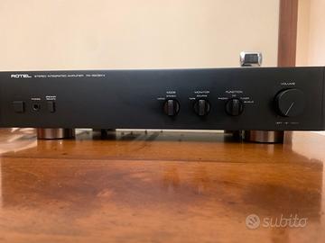 Amplificatore Rotel  RA-820BX4
