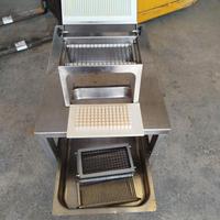 Tavolo con taglia verdura