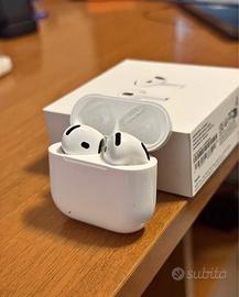 AirPods 4 com cancellazione rumore