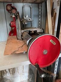 Affettatrice a mano Paulon