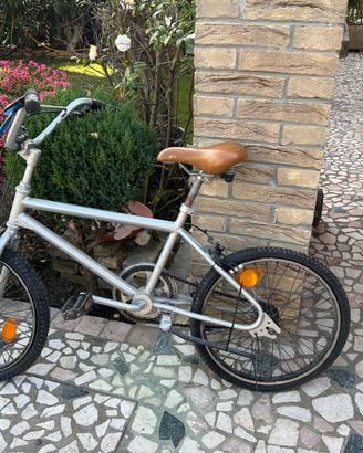 bicicletta BMX argento vintage