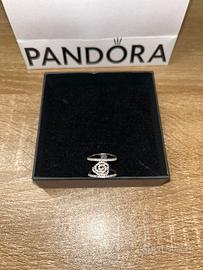 Anello Fille de Fleurs Rosa Argento con Zirconi