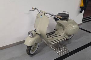 vespa faro basso