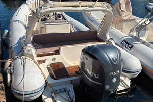 NUOVA JOLLY PRINCE 25 mt 8 YAMAHA 250 elettronico