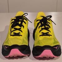 Hoka Challenger 8