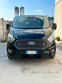 Ford Turneo Custom
