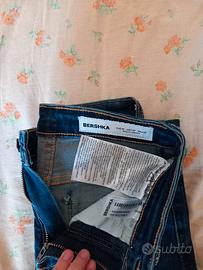Jeans Bershka. Nuovi