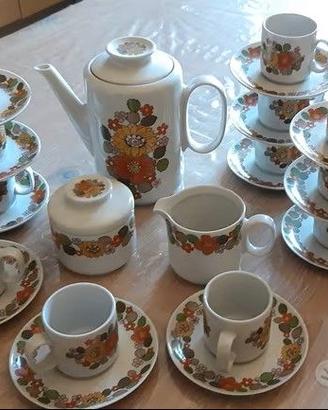 Servizio da caffè da 12 vintage in porcellana