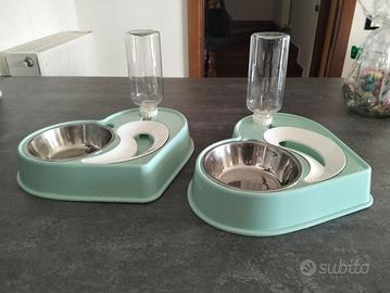 ciotole per cibo e acqua