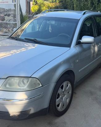 Volkswagen Passat 1.9 TDI/130 CV cat Var. H.line