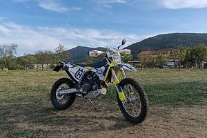 husqvarna 701 Enduro