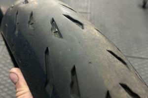 Gomma michelin 120/70-17