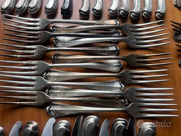 Servizio per 12 posate argento modello San Marco