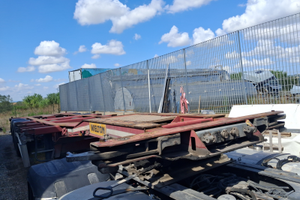 Portacontainer a noleggio