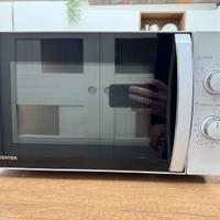 Toshiba microonde 20 litri con grill