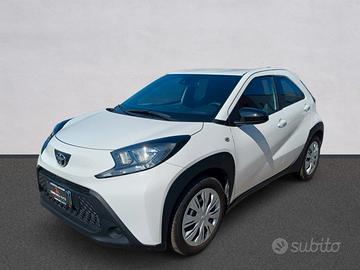 Toyota Aygo X 1.0 Manuale Active | da €180,00 al m