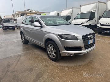 Audi Q7 3.0 V6 TDI 233CV quattro tiptronic