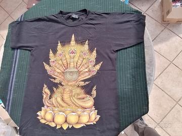 T-shirt nera con Naga fronte/retro taglia L
