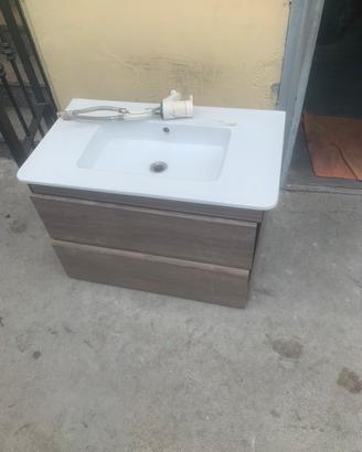 Mobile bagno sospeso