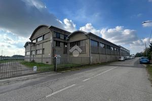 CAPANNONE A SAMARATE