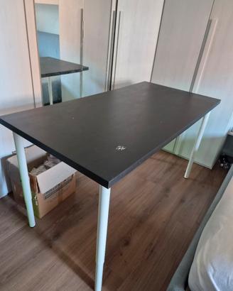 Scrivania Linmon IKEA 150x75