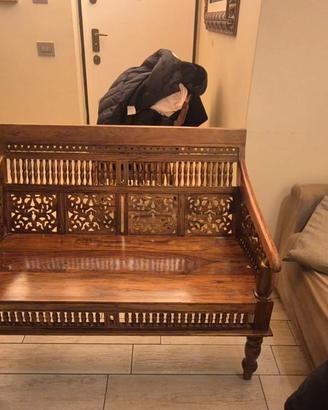 divanetto e poltroncine in legno massiccio Indiano