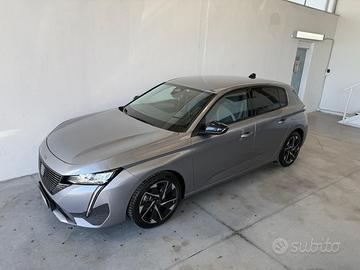 Peugeot 308 serie 3 anno 2022