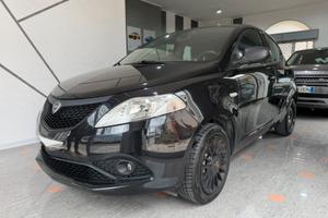 Lancia Ypsilon 1.2 GPL 70cv Balck and Noir
