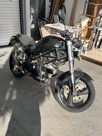 Ducati Monster 600 a carburatori