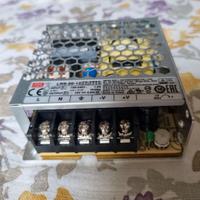Alimentatore 12V 4A tensione regolabile