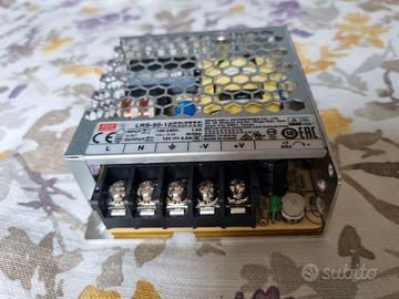 Alimentatore 12V 4A tensione regolabile