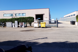 Capannone sito in Via Calvi Pomezia