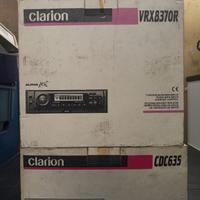 Autoradio Clarion e Caricatore CD 