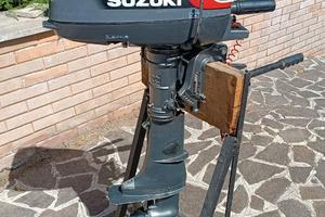 Motore fuoribordo Suzuki 5CV 2T per tender
