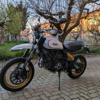 scrambler Desert sled