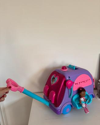 Camper giocattolo di Dottoressa Peluche